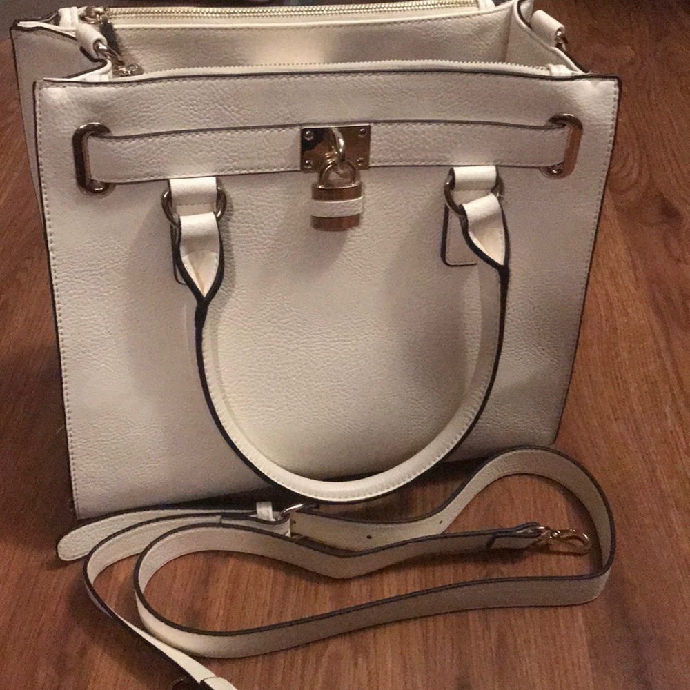 Charming Charlie Handbag